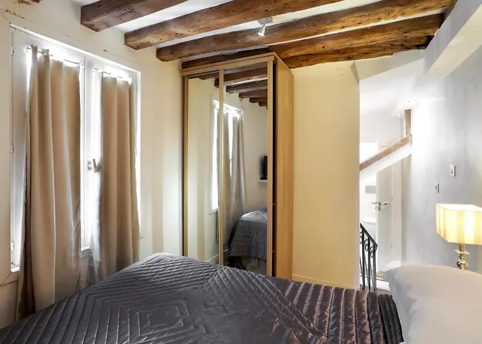 Habitat Parisien - 1br-1ba - Duplex Louvre Museum *