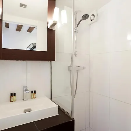 Habitat Parisien - 1br-1ba - Duplex Louvre Museum Apartment Paris